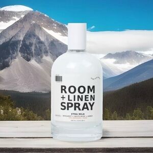 DedCool Room&Linen Spray "Xtra Milk”3,5 fl oz/ 103 ml Amber/Bergamot/White Musk